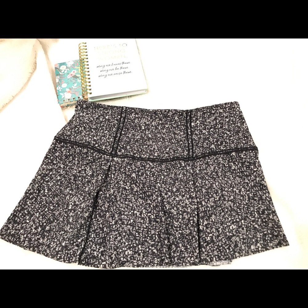 Lululemon tennis/running skirt